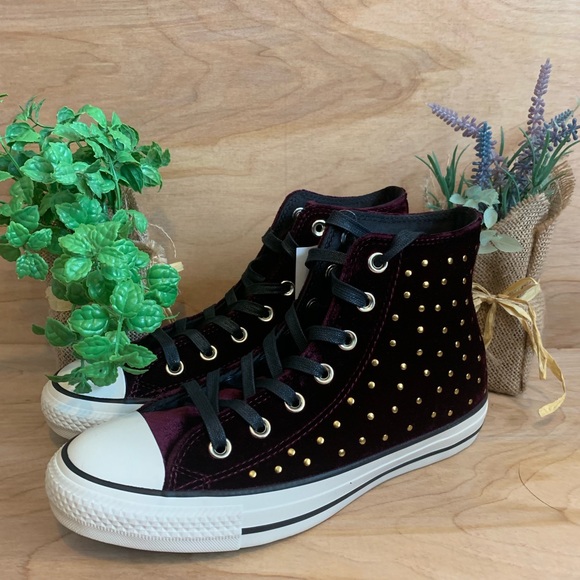 SOLD 💕NEW Converse Chuck Taylor All Star Velvet - Picture 3 of 8